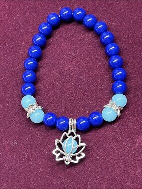 Lotus Charm Blue Beaded Stretch Bracelet Size 6.5